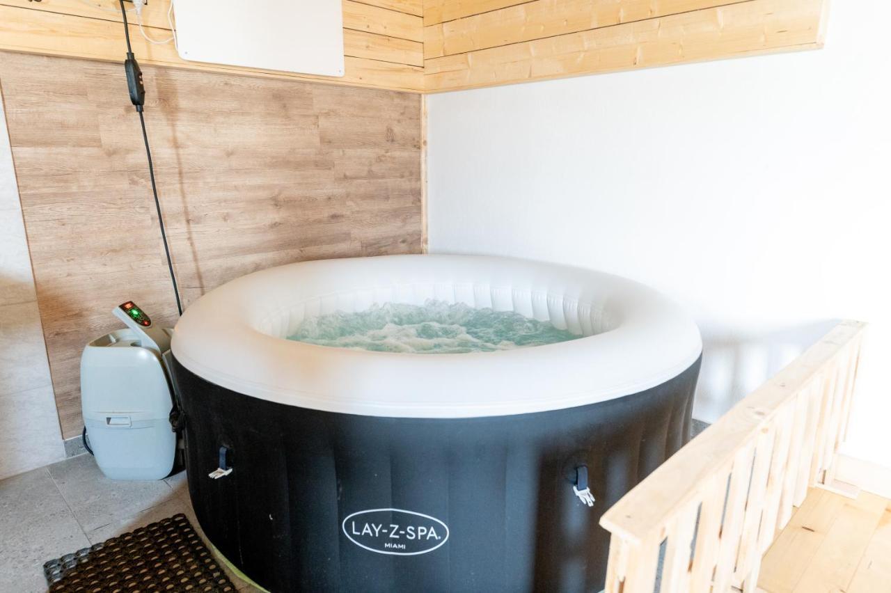 Villa Glamping Laze Gorenja Vas  Esterno foto