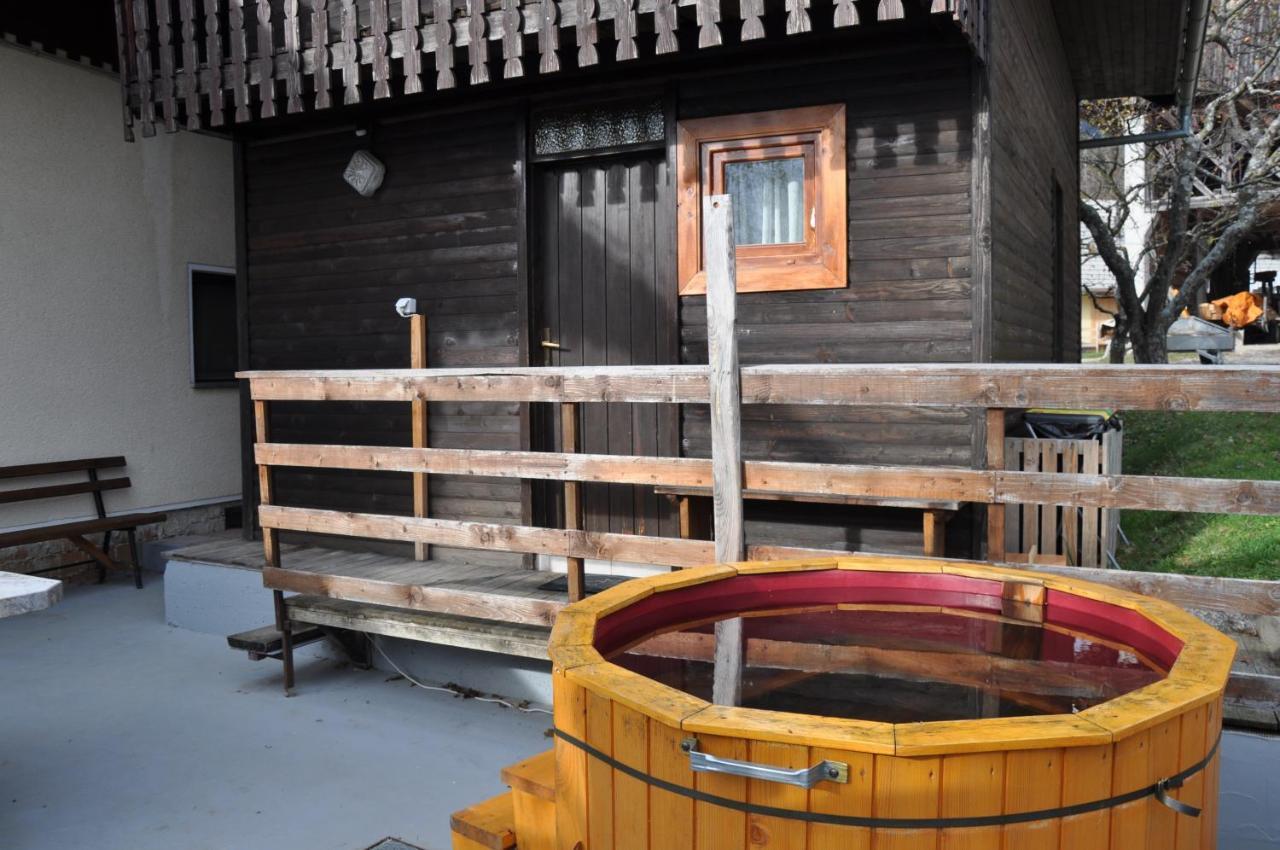 Villa Glamping Laze Gorenja Vas  Esterno foto